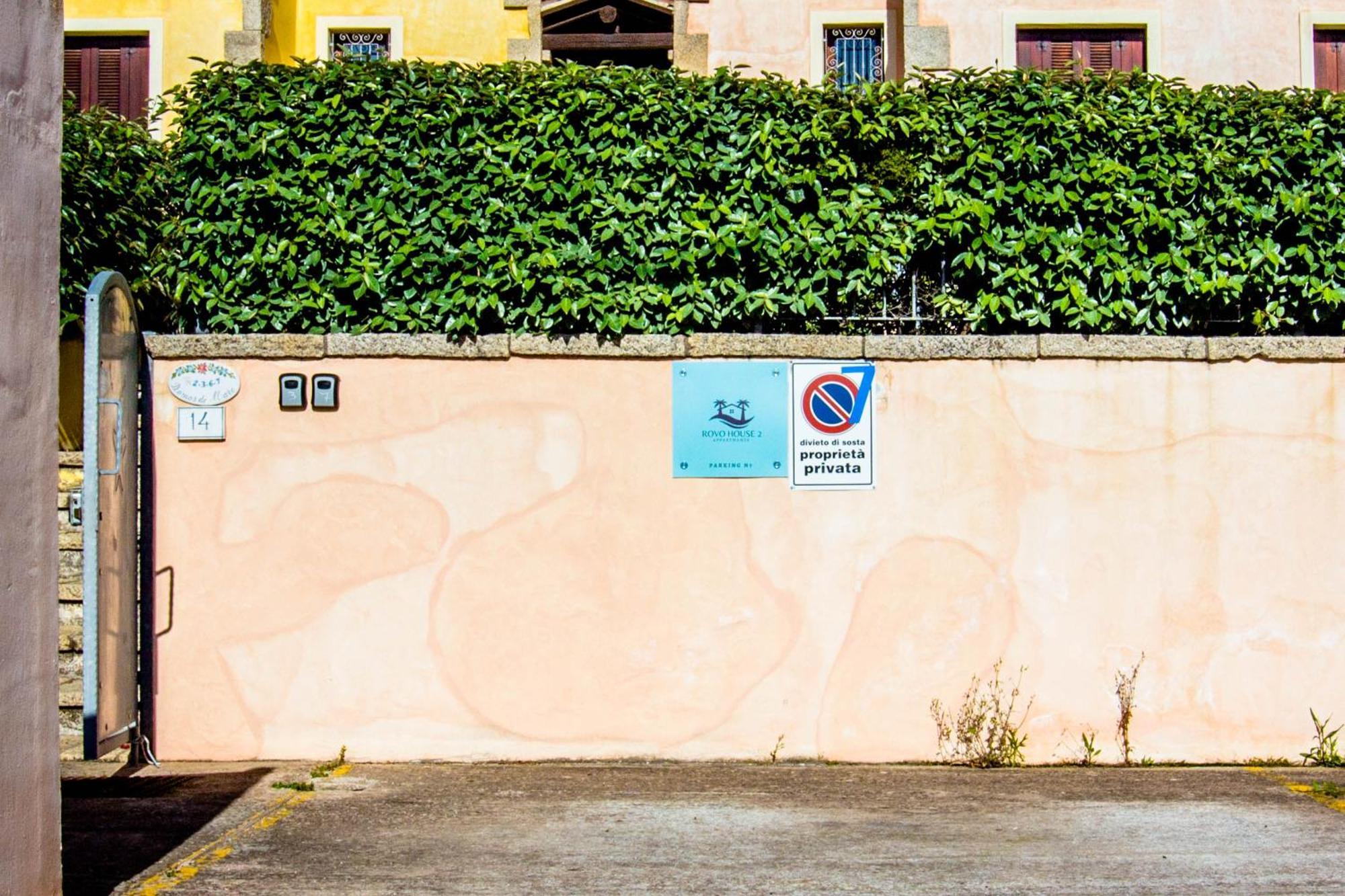 Rovo House 2, Pittulongu, Apartment Olbia